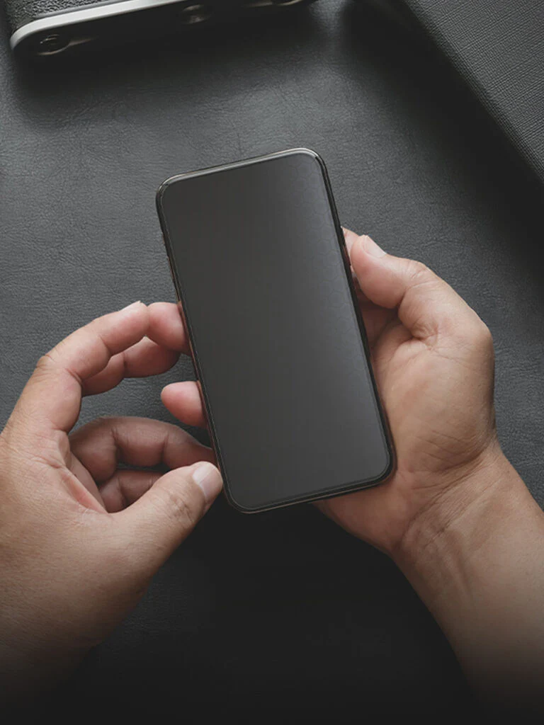 Apex® Premium Screen Protector for iPhone 16e - Image 6